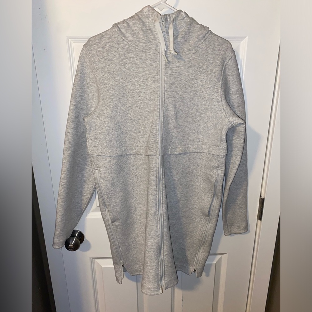 Lululemon Long Horizons hoodie jacket